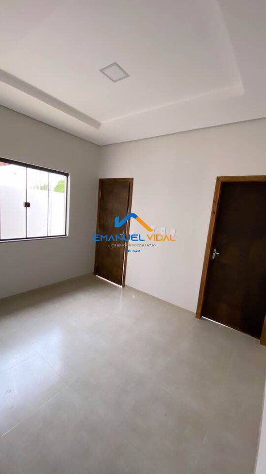 Casa à venda com 2 quartos, 180m² - Foto 3