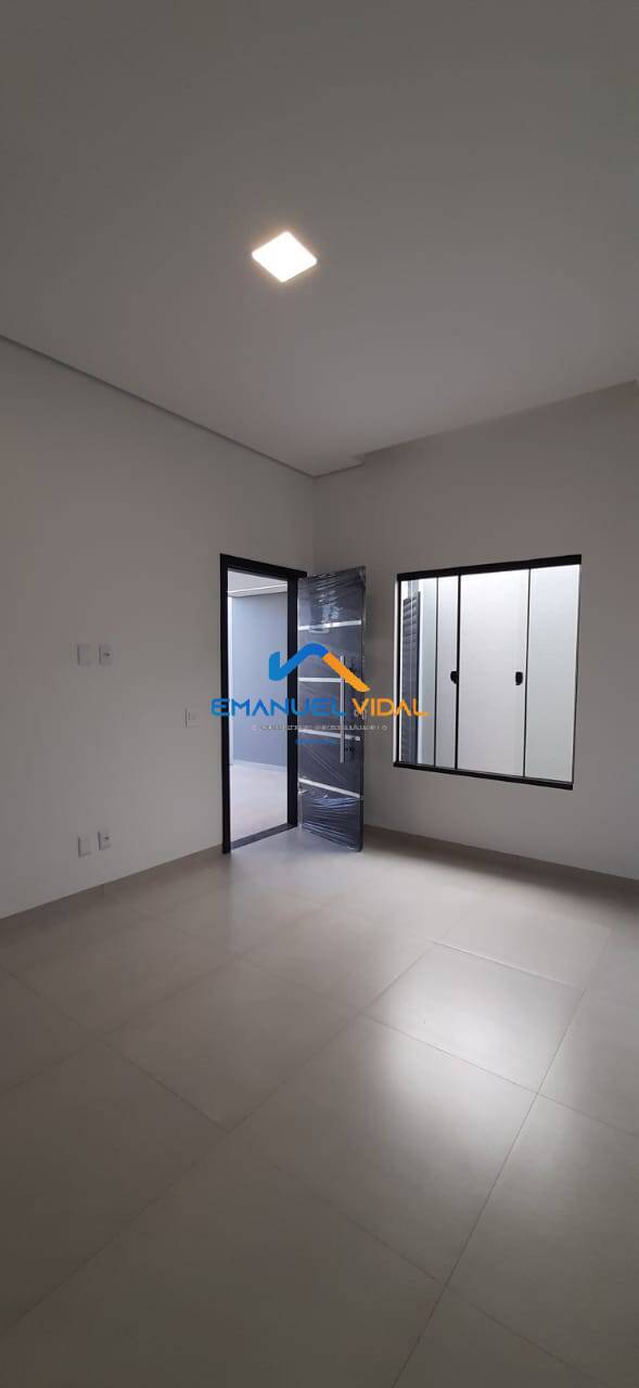 Casa à venda com 2 quartos, 180m² - Foto 6