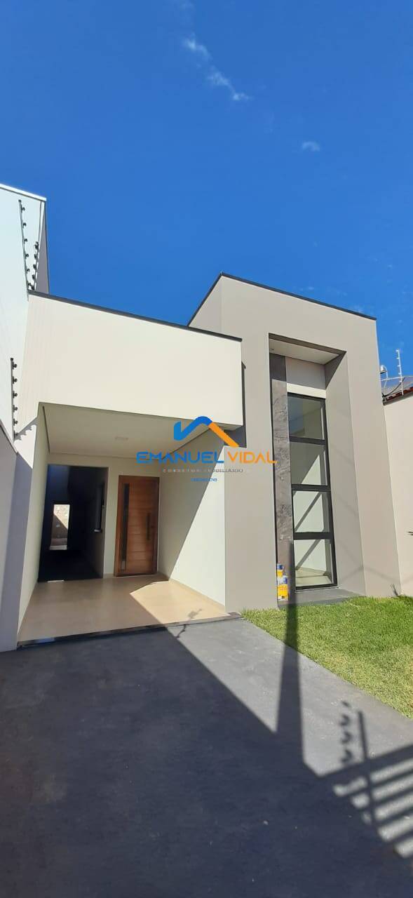 Casa à venda com 2 quartos, 195m² - Foto 1